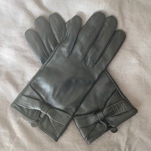 Sandro black leather gloves with bow detail